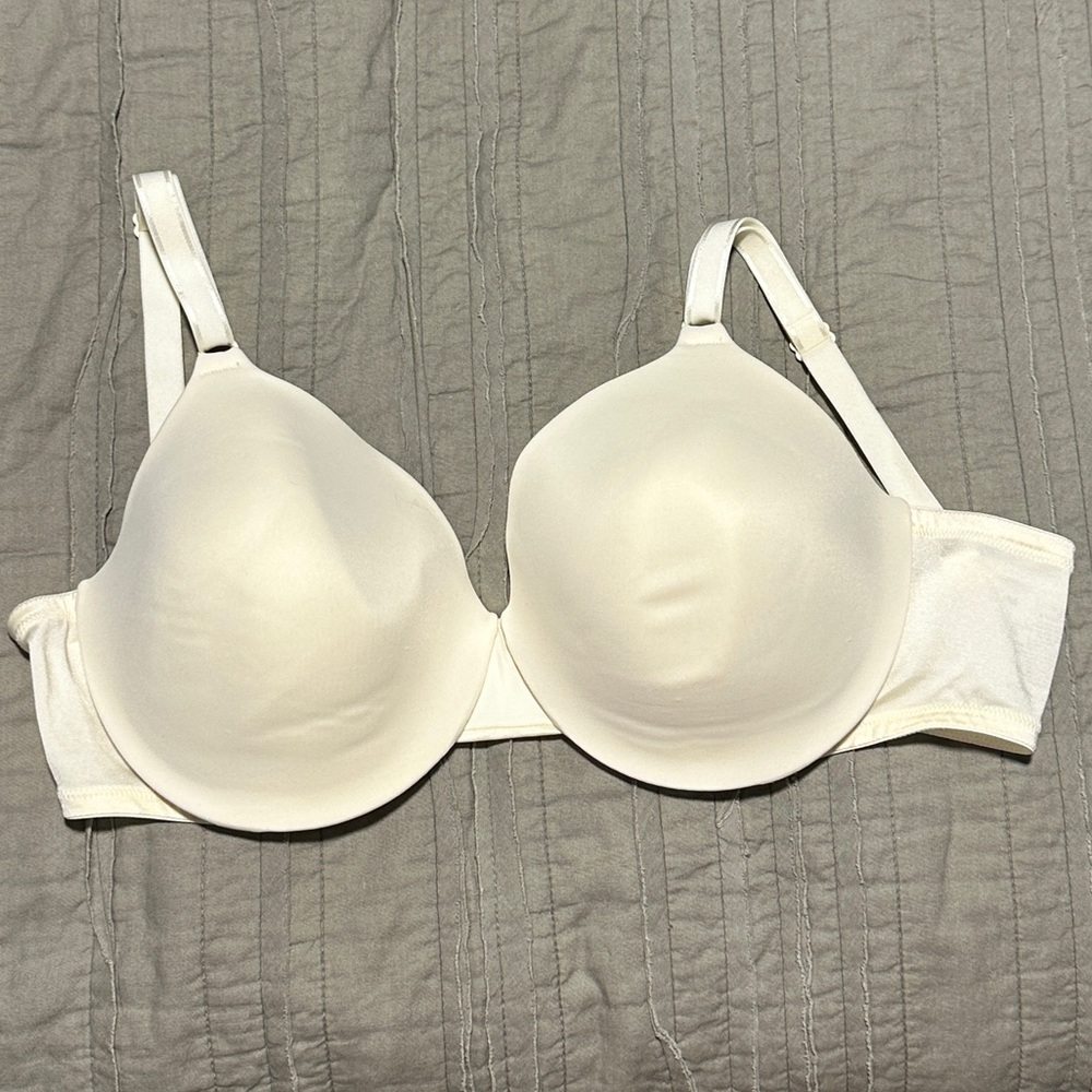 Warner's ‘This is Not a Bra’